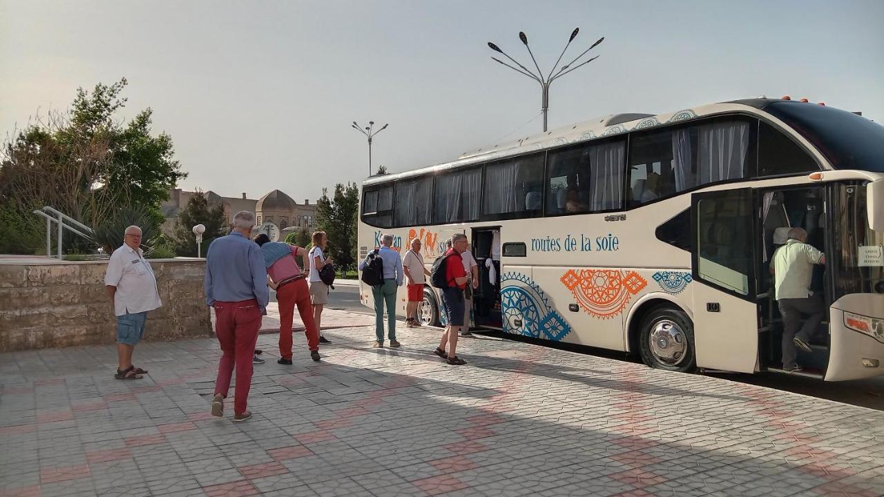 Atlas بخارى المظهر الخارجي الصورة