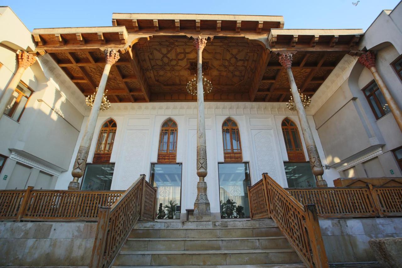 Atlas بخارى المظهر الخارجي الصورة